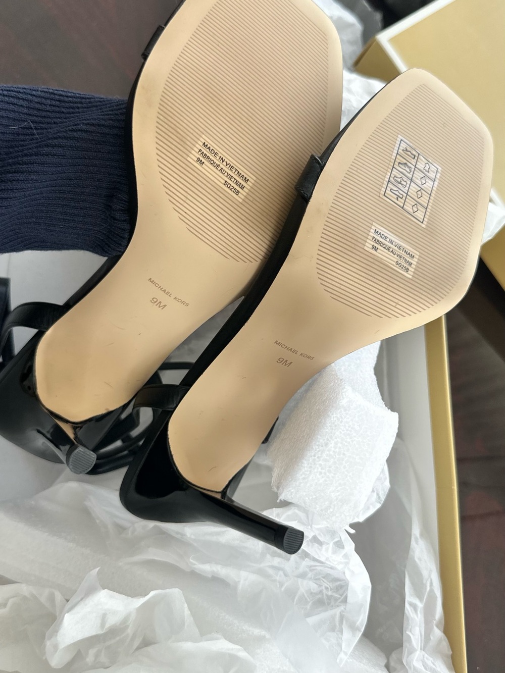Michael Kors Black Leather Ankle-Strap Mid Heel Sandals - Picture 3 of 11